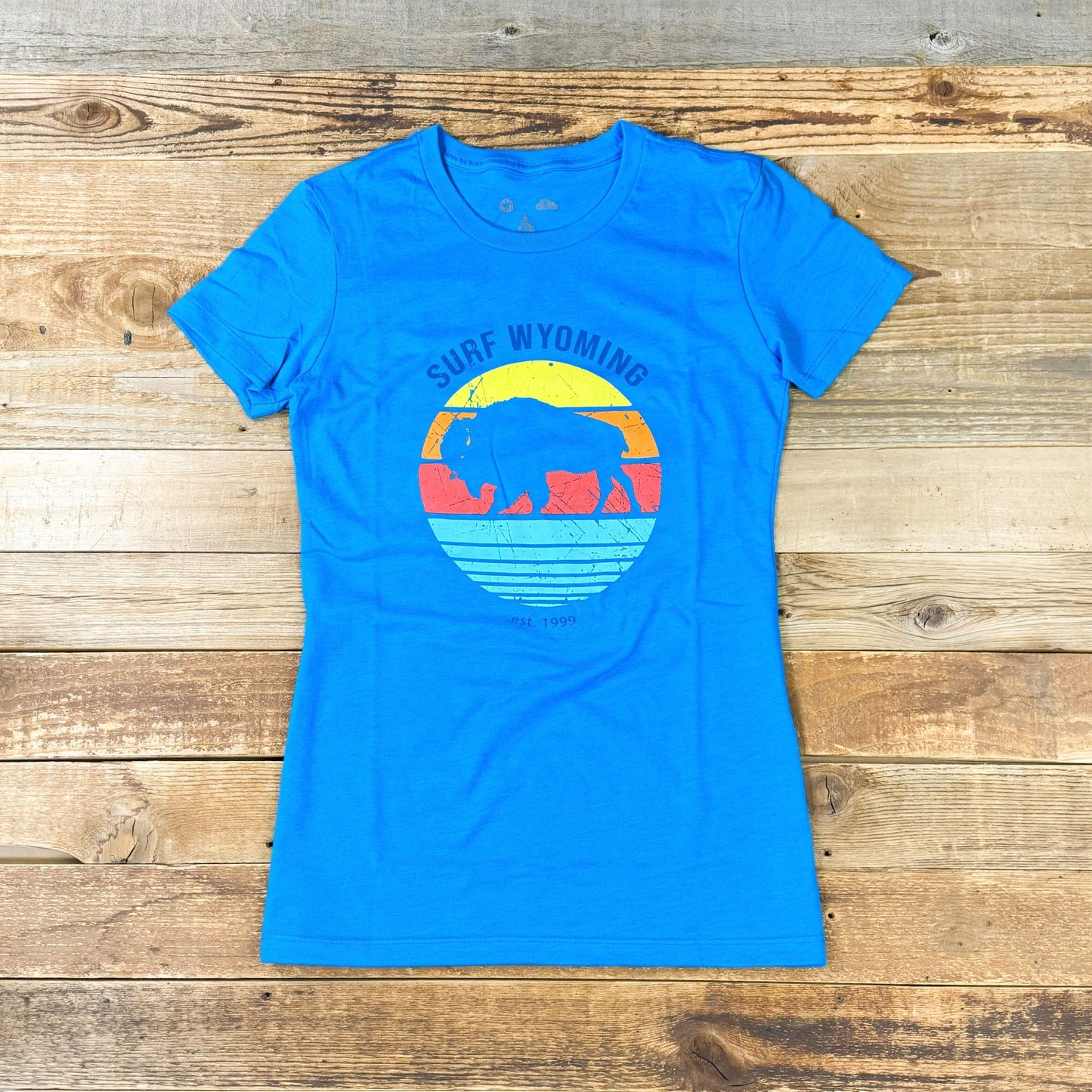 Women's Surf Wyoming® Bison Daybreak Tee - Vintage Turquoise Blue