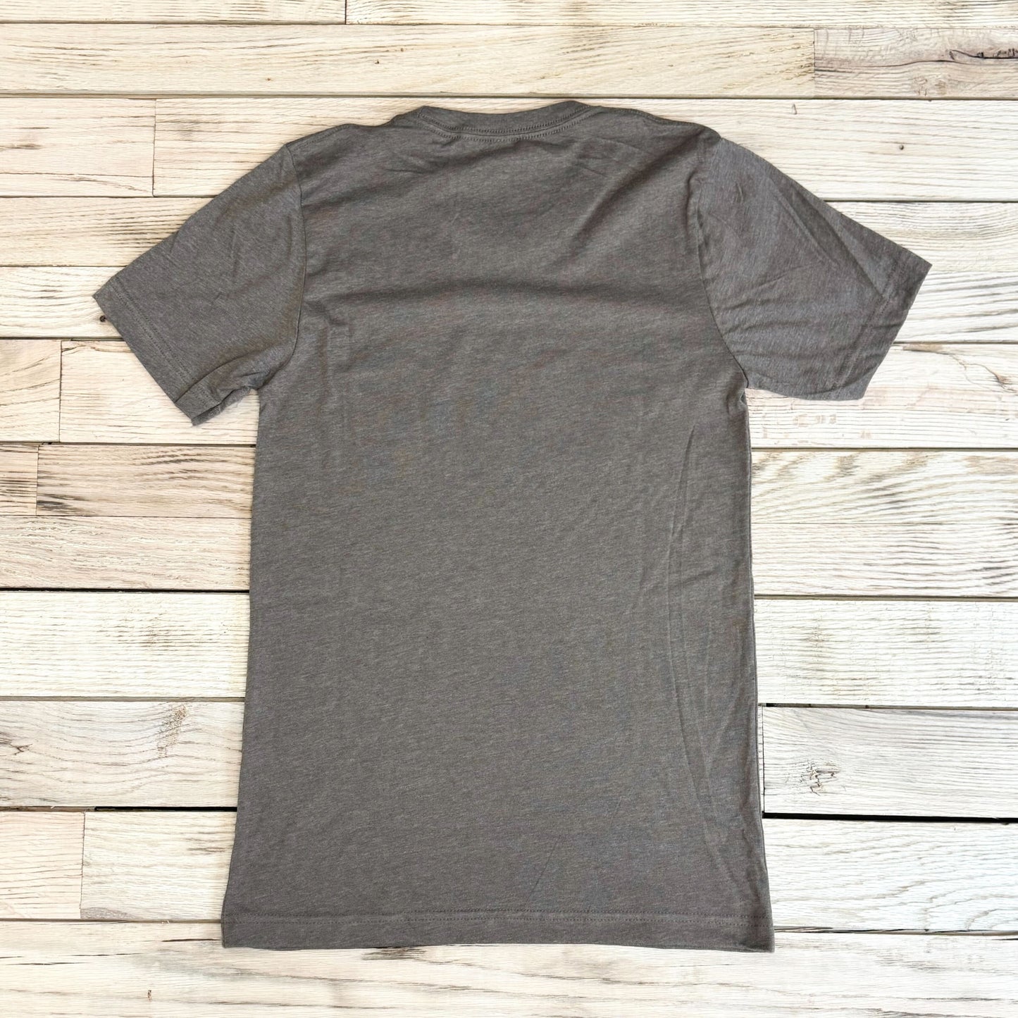 Men's Surf Wyoming® Gold Metallic Bison Logo Tee - Heather Brown