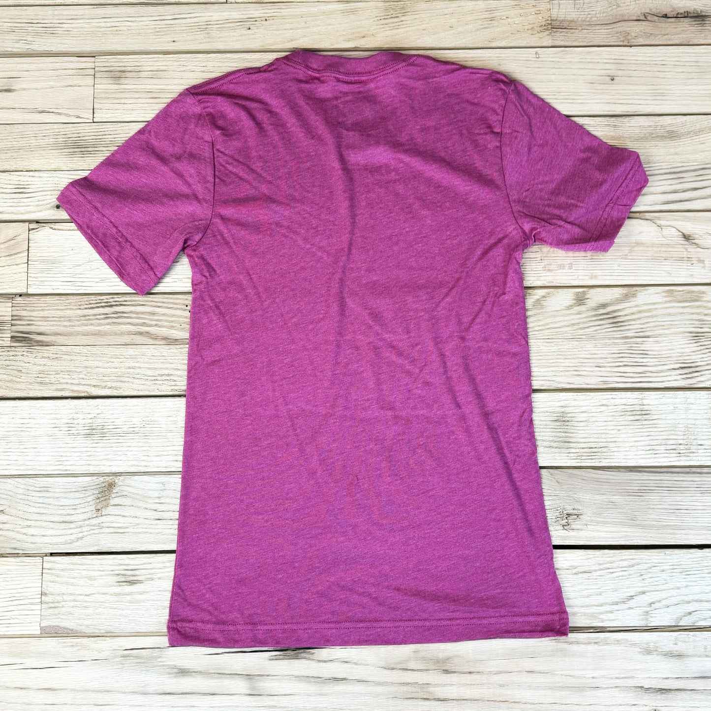Women's Surf Wyoming® Big Wave Tee - Heather Raspberry