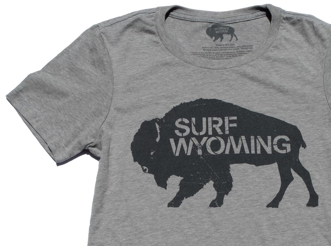 Women's Surf Wyoming® Charcoal Bison Tee - Heather Grey