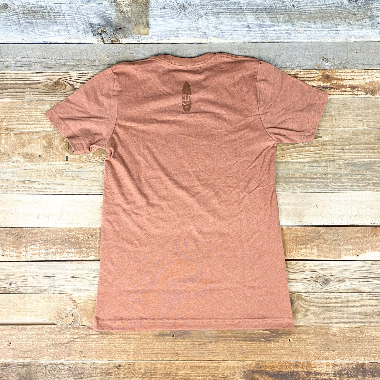 Unisex Surf Wyoming® Gee'ode Logo Bison Tee - Heather Autumn