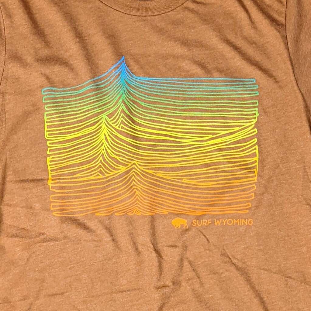 Surf Wyoming® Ridgeline Tee - Heather Autumn