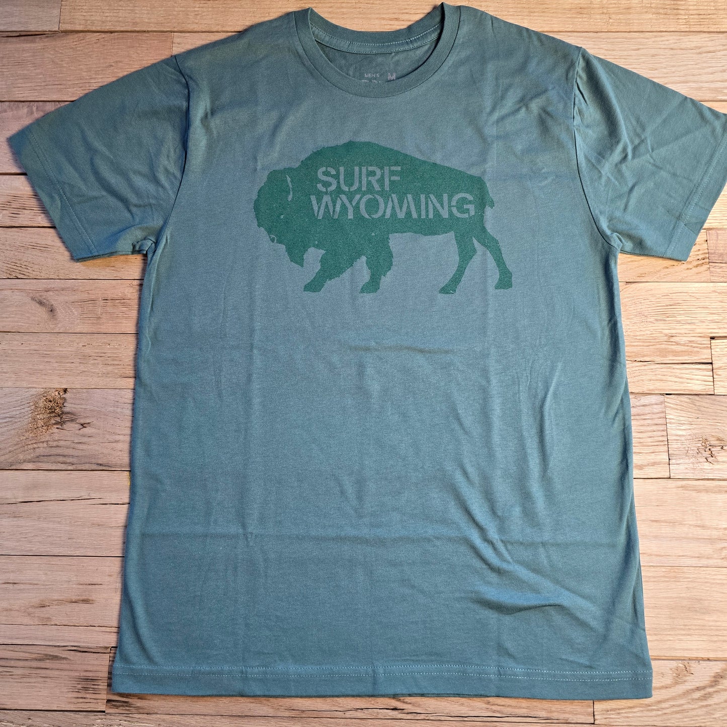 Unisex Surf Wyoming®Original Bison-Basil Tee