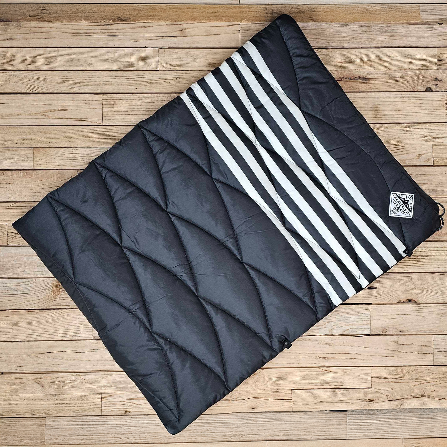 Nomadix Puffy Blanket