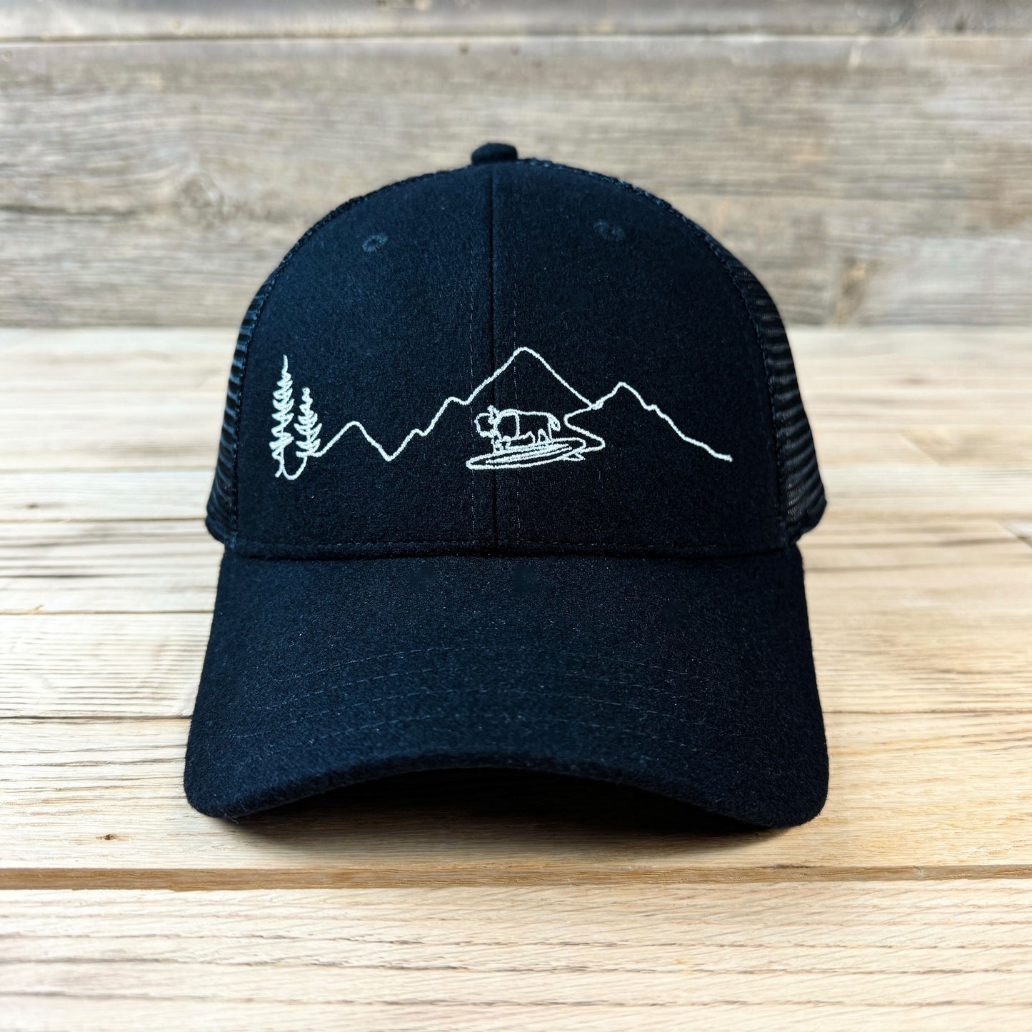 Surf Wyoming® AKAH! One Line Trucker - Black/Black