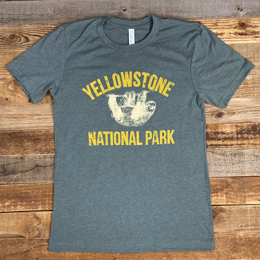 Men's Surf Wyoming® Yellowstone Sloth Tee - Heather Military