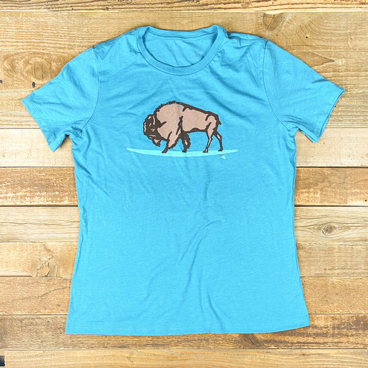 Women's Surf Wyoming® GLASSY Bison Relaxed Fit Tee - Heather Blue Lagoon